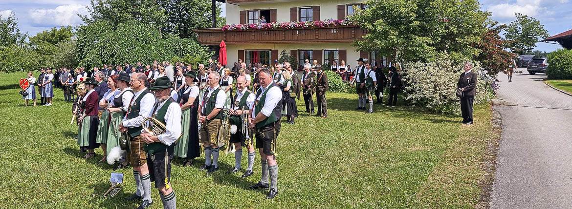 Feldgottesdienst vor dem Huberhof anlässlich Festwoche Feuerwehr- und Schützen-Jubiläen 2026